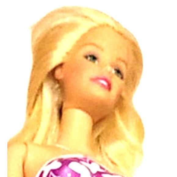 Trio of 2001 Palm Beach Barbies W/Swim Suits, PJ's, Shoes & Wedding Dresses - Picture 8 of 16